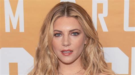 katheryn winnick in a bikini|Big Sky Star Katheryn Winnick Shares Swimwear。